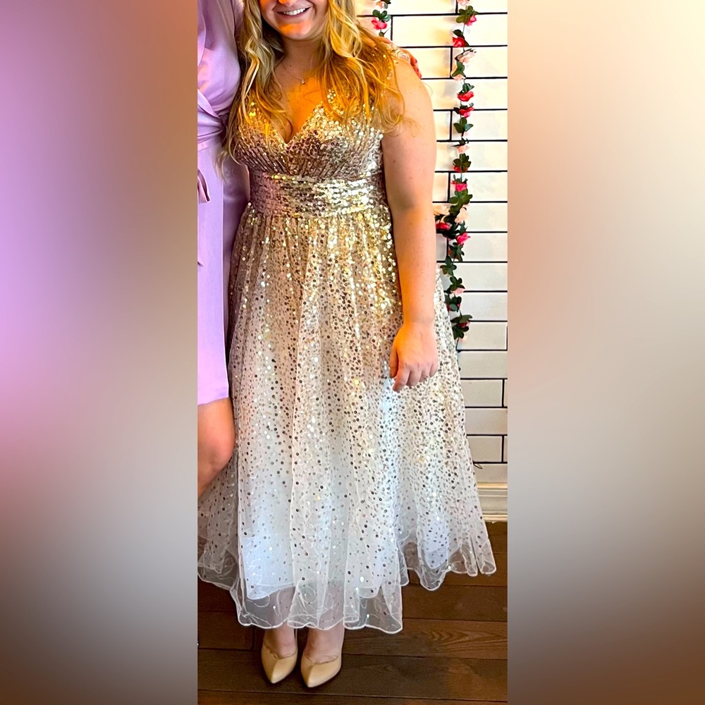 Marchesa Notte Sequin Shiny Sparkle Gold Midi Dress